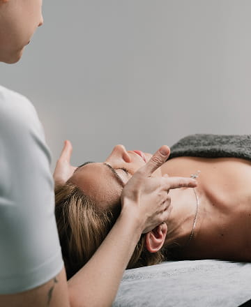 Масаж обличчя